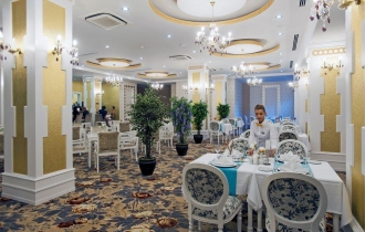 СRYSTAL TAT BEACH GOLF RESORT & SPA