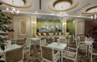 СRYSTAL TAT BEACH GOLF RESORT & SPA