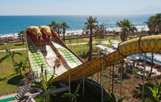 СRYSTAL TAT BEACH GOLF RESORT & SPA