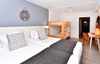 iHot@l /FORMER STRANDJA/