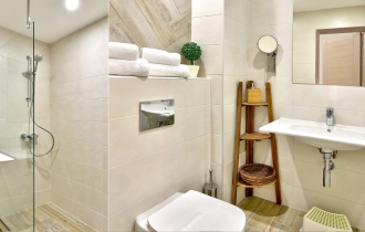 iHot@l /FORMER STRANDJA/