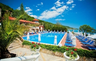 Villas Elenite