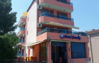 Jemelly Family Hotel