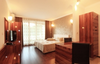 Penelope Palace Aparthotel
