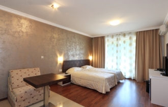Penelope Palace Aparthotel
