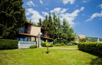 Villas Elenite