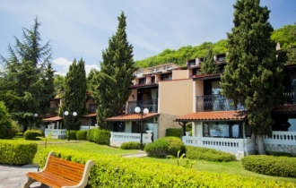 Villas Elenite