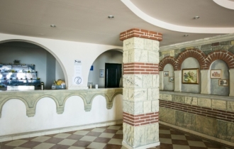 Villas Elenite