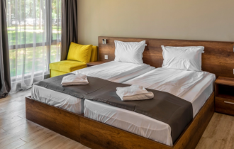 Queen Nelly Park Hotel