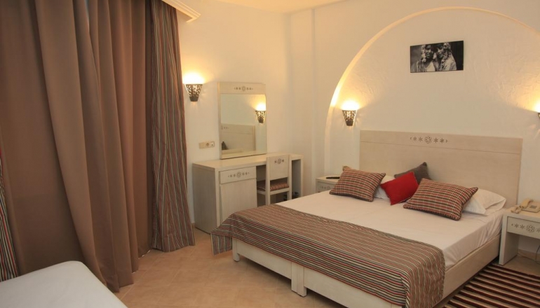 Menara Hotel 4 Menara Hotel 4