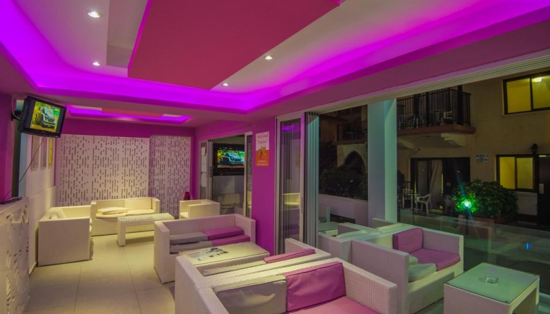 Windmills Apartments 4 Windmills Apartments 4