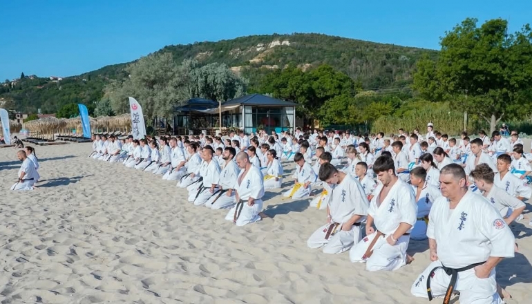 АКВАЛАЙФ БОЛГАРІЯ - СПОРТИВНІ ЗБОРИ Літо 2026 АКВАЛАЙФ БОЛГАРІЯ - СПОРТИВНІ ЗБОРИ Літо 2026