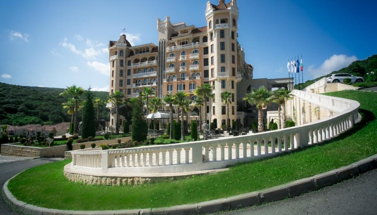 Royal Castle 5* Royal Castle 5*