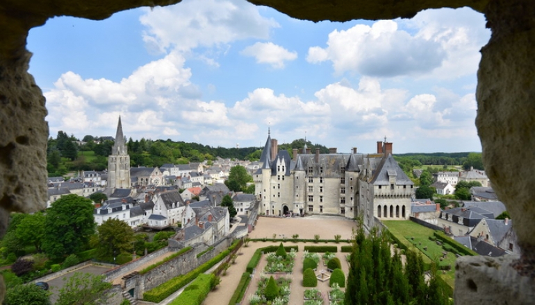 Загадки средневековой Франции и Ола, Барселона!! Загадки средневековой Франции и Ола, Барселона!!