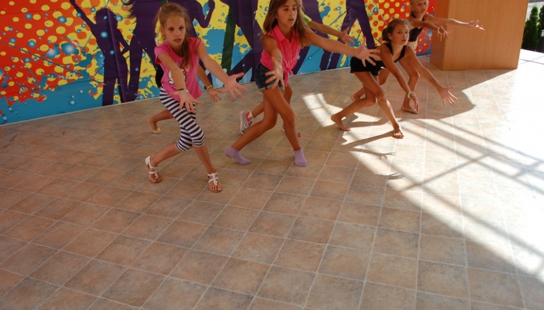 МІЖНАРОДНИЙ ДИТЯЧИЙ ТАБІР TEEN PALACE, ЛІТО 2026