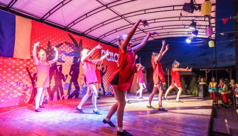 МІЖНАРОДНИЙ ДИТЯЧИЙ ТАБІР TEEN PALACE, ЛІТО 2026