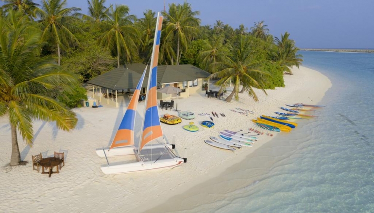 Holiday Island Resort 4