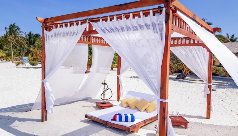 Holiday Island Resort 4