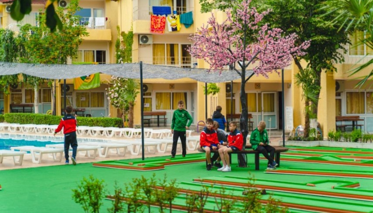 Молодіжний центр "Містрал-2"  Молодіжний центр "Містрал-2"