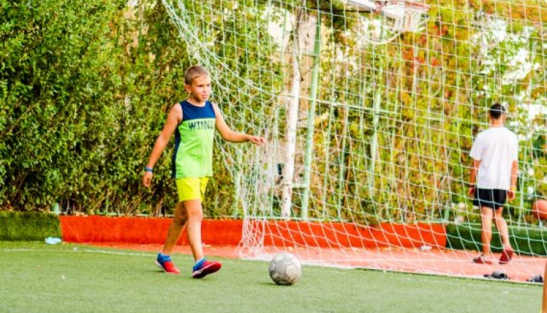 Молодіжний центр "Містрал-2"  Молодіжний центр "Містрал-2"