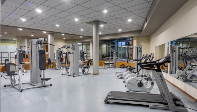 Молодежный спортивно - оздоровительный VIP - комплекс КАМЧИЯ Молодежный спортивно - оздоровительный VIP - комплекс КАМЧИЯ