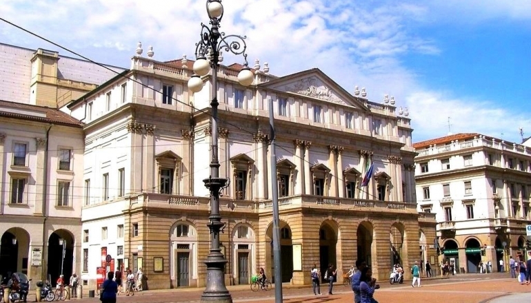 Маленькая экскурсия в Европу: Дюссельдорф-Брюссель-Париж-Женева-Анимас-Милан Маленькая экскурсия в Европу: Дюссельдорф-Брюссель-Париж-Женева-Анимас-Милан