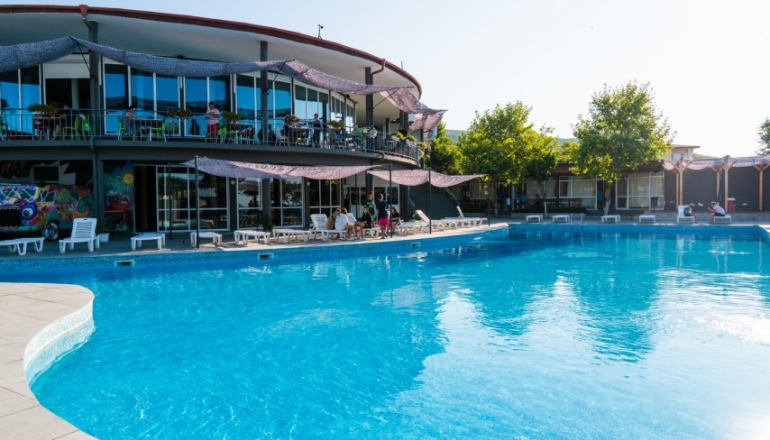 Молодіжний центр "Містрал-2"  Молодіжний центр "Містрал-2"