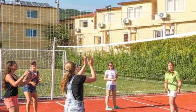 Молодіжний центр "Містрал-2"  Молодіжний центр "Містрал-2"