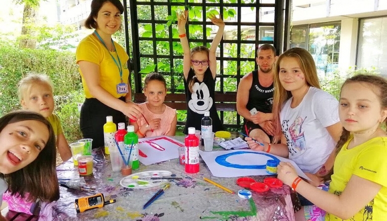 Молодежный спортивно - оздоровительный VIP - комплекс КАМЧИЯ Молодежный спортивно - оздоровительный VIP - комплекс КАМЧИЯ