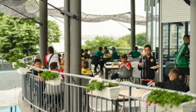 Молодіжний центр "Містрал-2"  Молодіжний центр "Містрал-2"