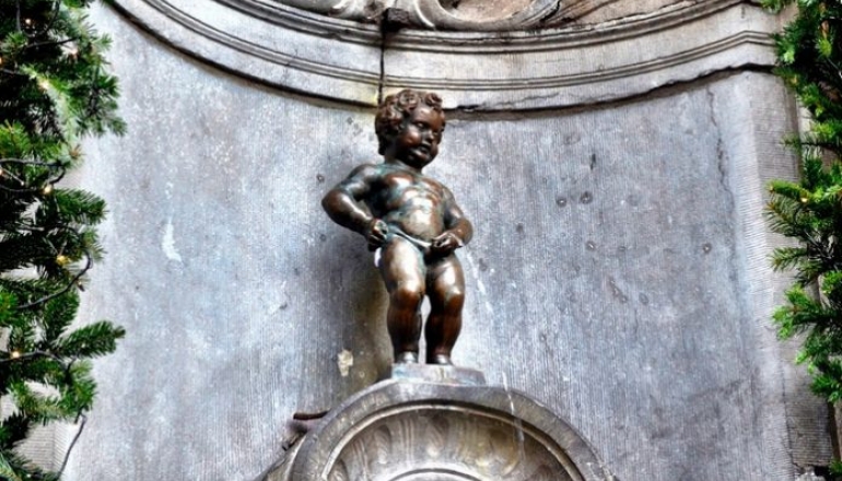 Загадки средневековой Франции и Ола, Барселона!! Загадки средневековой Франции и Ола, Барселона!!