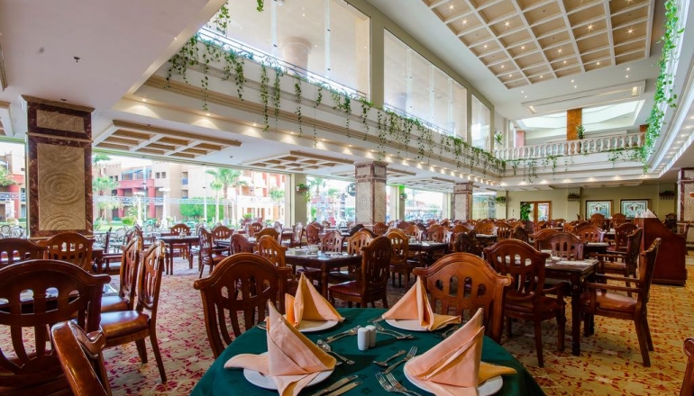 Titanic Royal 5 Titanic Royal 5