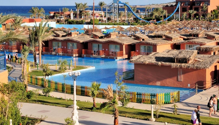 Titanic Royal 5 Titanic Royal 5