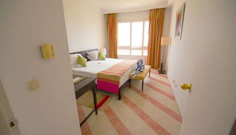 Golden Tulip Taj Sultan 5 Golden Tulip Taj Sultan 5