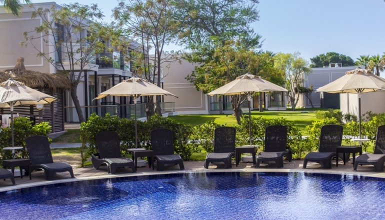 THE ROXY LUXURY MOON 5 THE ROXY LUXURY MOON 5