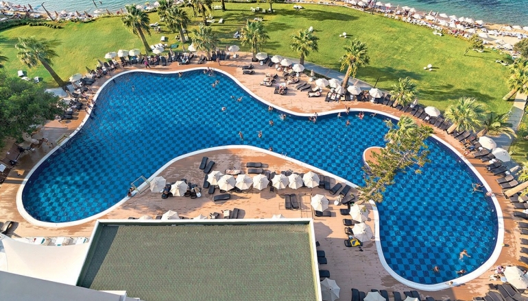 THE ROXY LUXURY MOON 5 THE ROXY LUXURY MOON 5