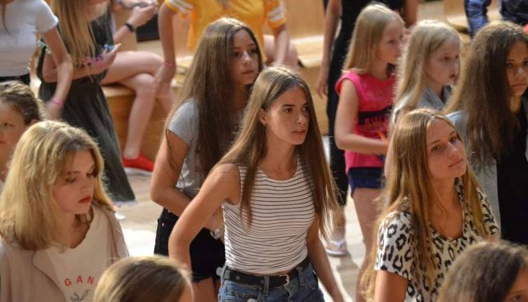 Молодежный спортивно - оздоровительный VIP - комплекс КАМЧИЯ Молодежный спортивно - оздоровительный VIP - комплекс КАМЧИЯ