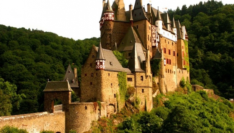 Очарование Трех Столиц Очарование Трех Столиц