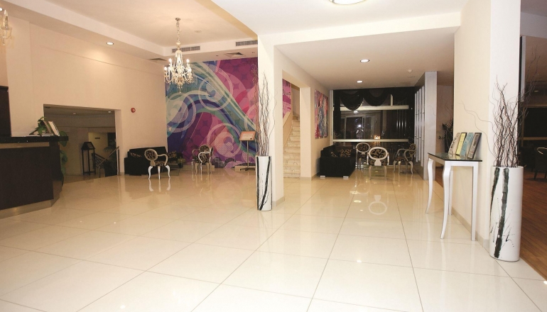 Crown Resort Henipa Crown Resort Henipa