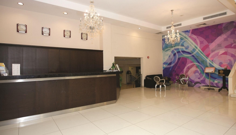 Crown Resort Henipa Crown Resort Henipa