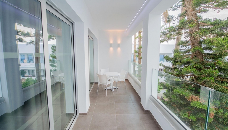 ANTHEA HOTEL APTS ANTHEA HOTEL APTS