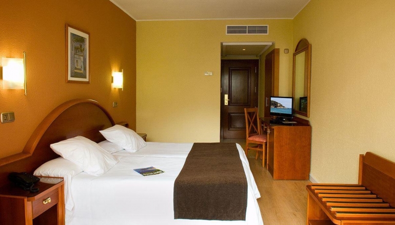 Helios Hotel Helios Hotel