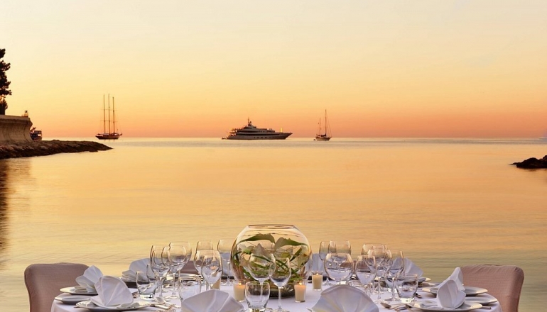 ЛИГУРИЙСКАЯ РИВЬЕРА И БАРСЕЛОНА ЛИГУРИЙСКАЯ РИВЬЕРА И БАРСЕЛОНА