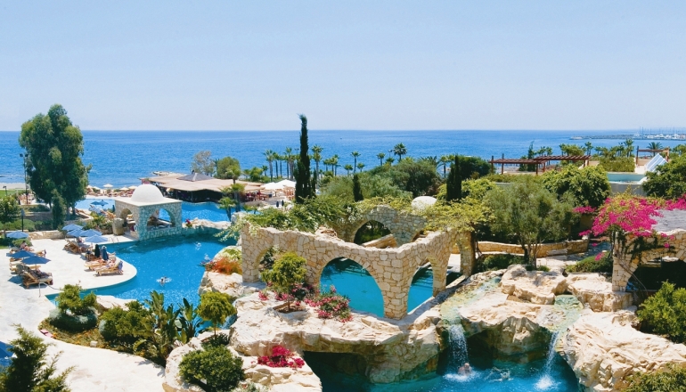 Crown Resort Henipa 3 Crown Resort Henipa 3