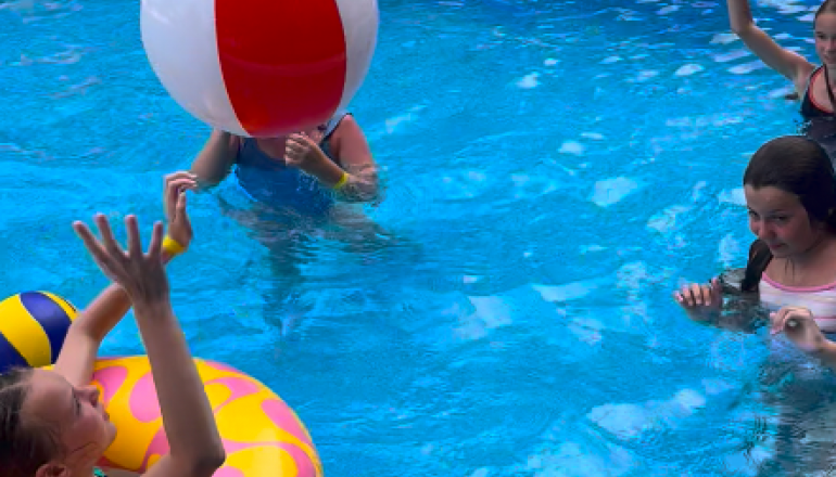 Молодіжний центр ГЛАДІОЛА, ЛІТО 2026 Молодіжний центр ГЛАДІОЛА, ЛІТО 2026