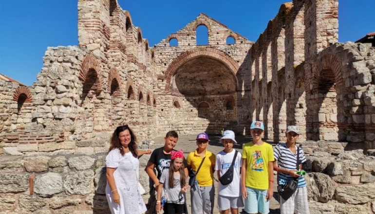 Молодіжний центр "Містрал 1/2" Літо 2024 Молодіжний центр "Містрал 1/2" Літо 2024