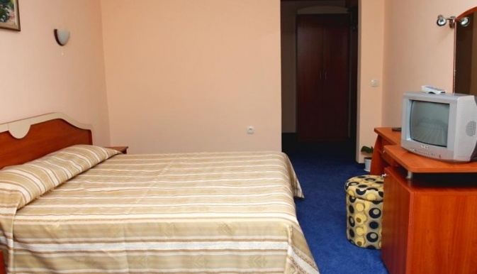 St. Peter & Pavel 3*