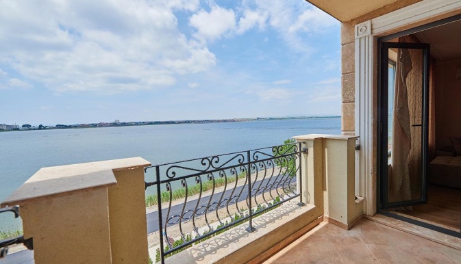 Gardenia Beach Palace Aparthotel