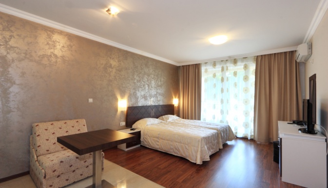 Penelope Palace Aparthotel