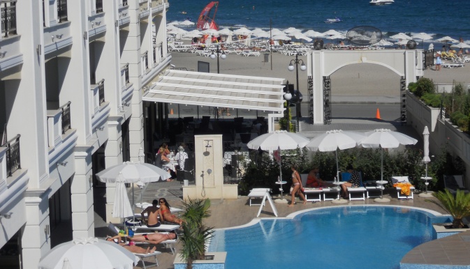 Penelope Palace Aparthotel